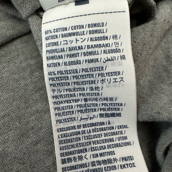 Abercrombie Kids Giraffe Graphic Tee in Gray Size Medium Girls - Picture 11 of 17